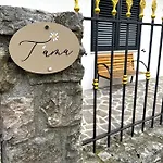 Dimora T'ama Bed and Breakfast 3*